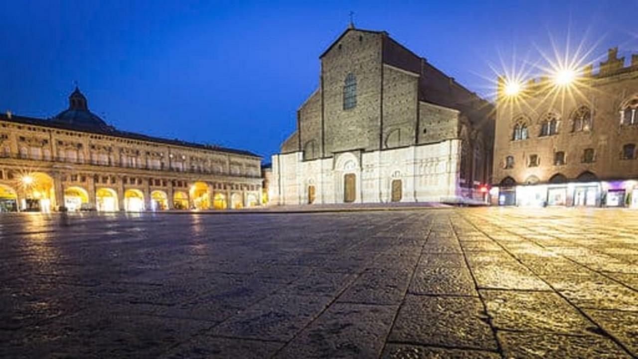 Bed End Breakfast Mary'S Tower Hotel Bologna Exterior photo